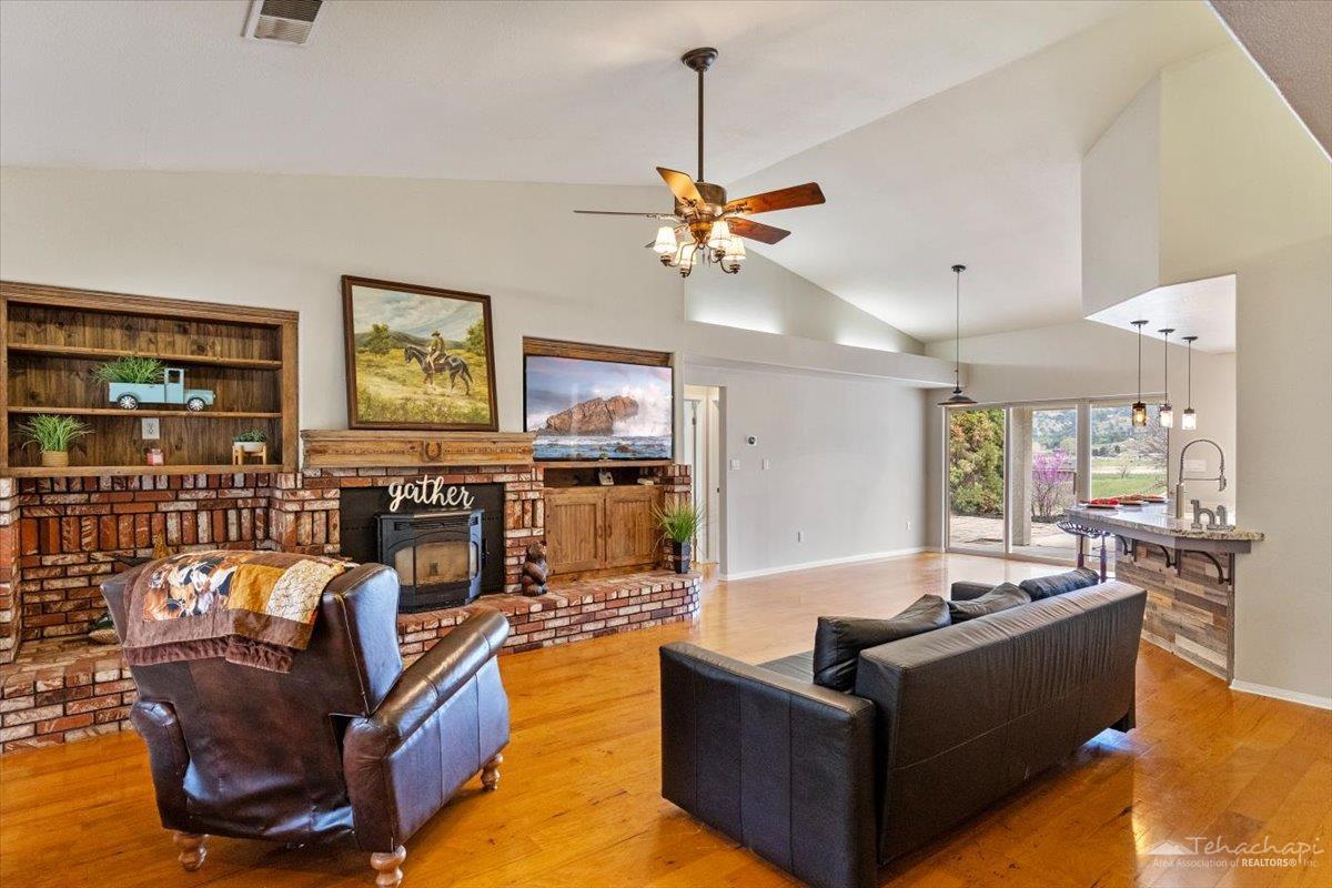 27931 Cumberland Road Tehachapi, CA 93561 - Photo 15 of 59 Gallery Image 15