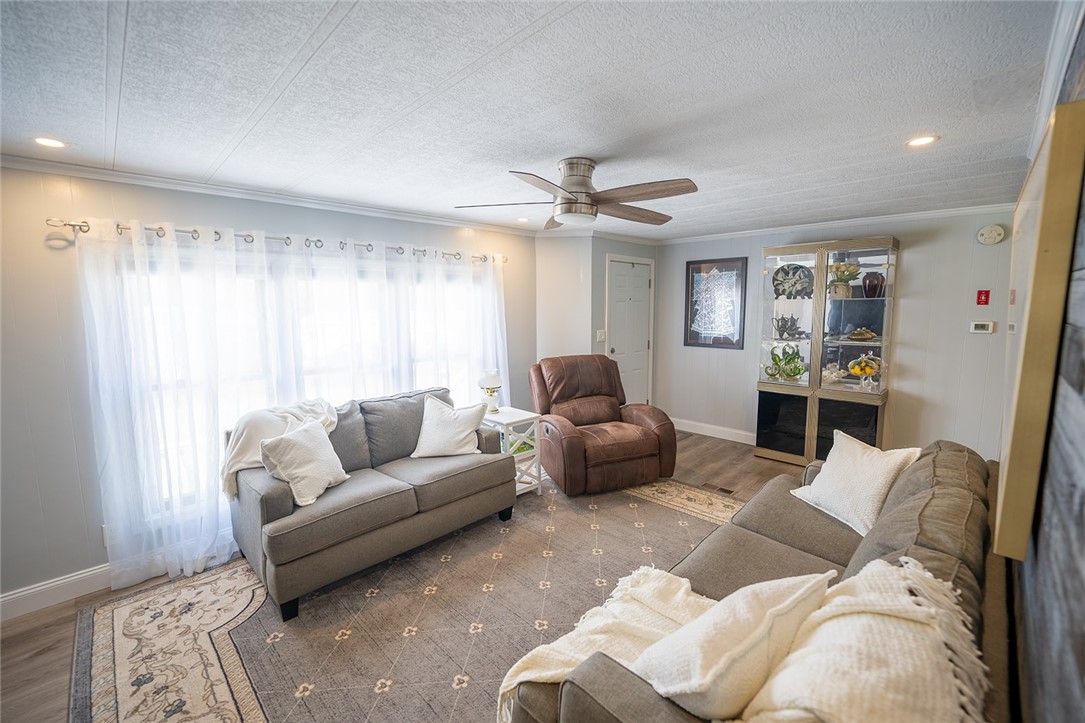 7 Lane D Coventry, RI 02816 - Photo 5 of 32 Gallery Image 5