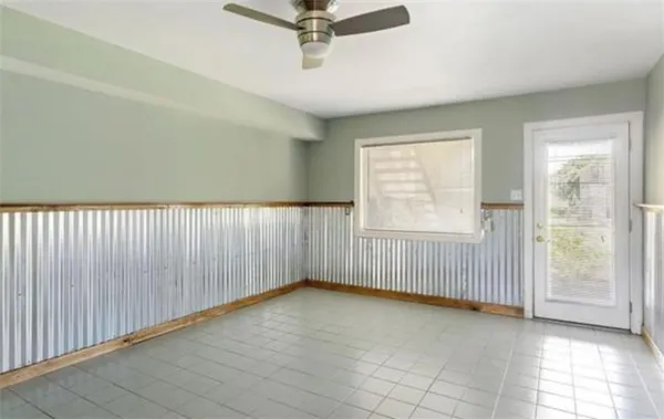 $372,000 | 404 Tchefuncte Oaks Drive, Unit 404, Mandeville, LA 70471