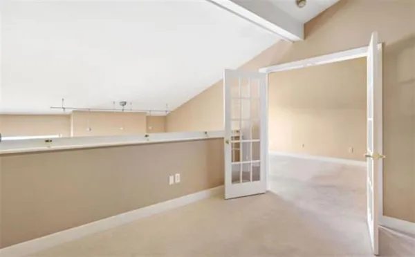 $369,500 | 404 Tchefuncte Oaks Drive, Unit 404, Mandeville, LA 70471