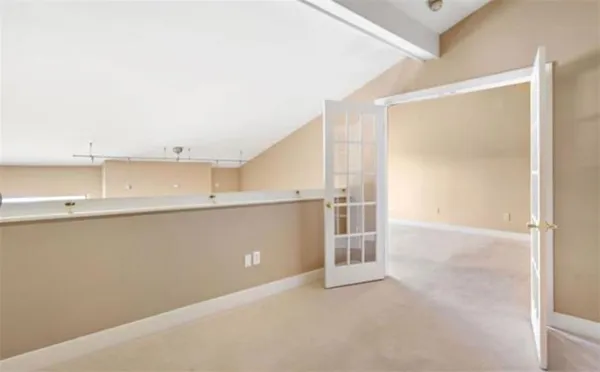 $372,000 | 404 Tchefuncte Oaks Drive, Unit 404, Mandeville, LA 70471