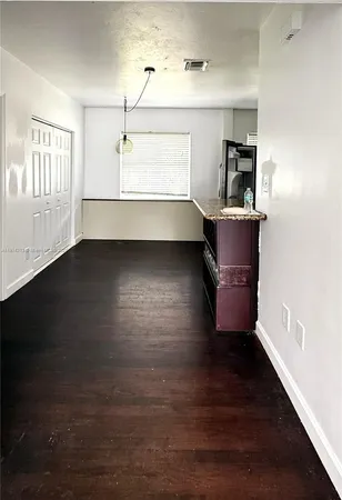 $1,800 | 755 Northeast 91st Street, Unit 3F, Miami Shores, FL 33138