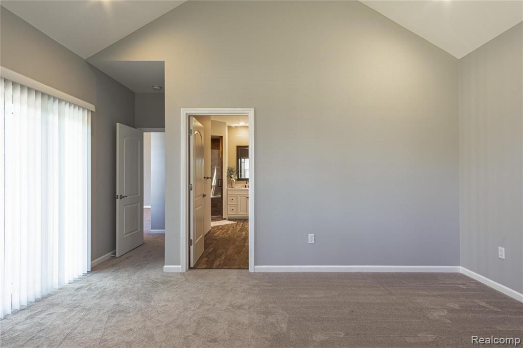 4459 Owen Road Fenton, MI 48430 - Photo 15 of 37