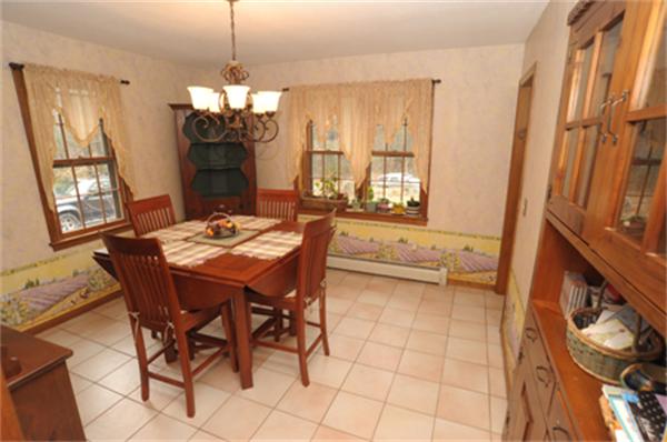 136 Fomer Road Southampton, MA 01073 - Photo 3 of 21