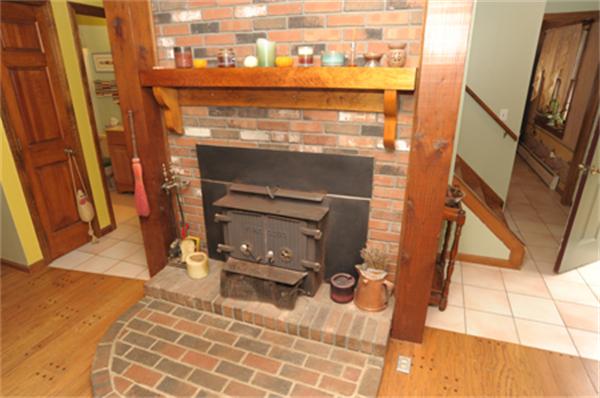 136 Fomer Road Southampton, MA 01073 - Photo 10 of 21