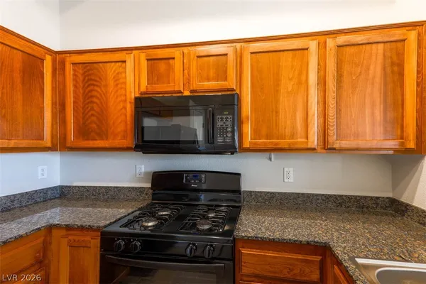$1,450 | 8985 South Durango Drive, Unit 2033, Las Vegas, NV 89113