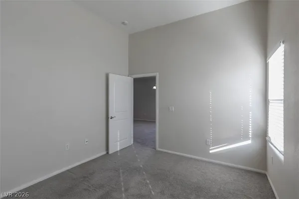 $1,450 | 8985 South Durango Drive, Unit 2033, Las Vegas, NV 89113