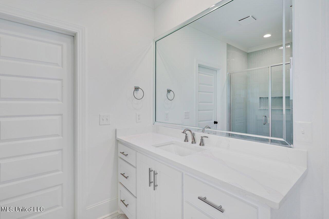 116 Trace Pointe Place Clinton, MS 39056 - Photo 18 of 32 116 Trace Pointe Place 21