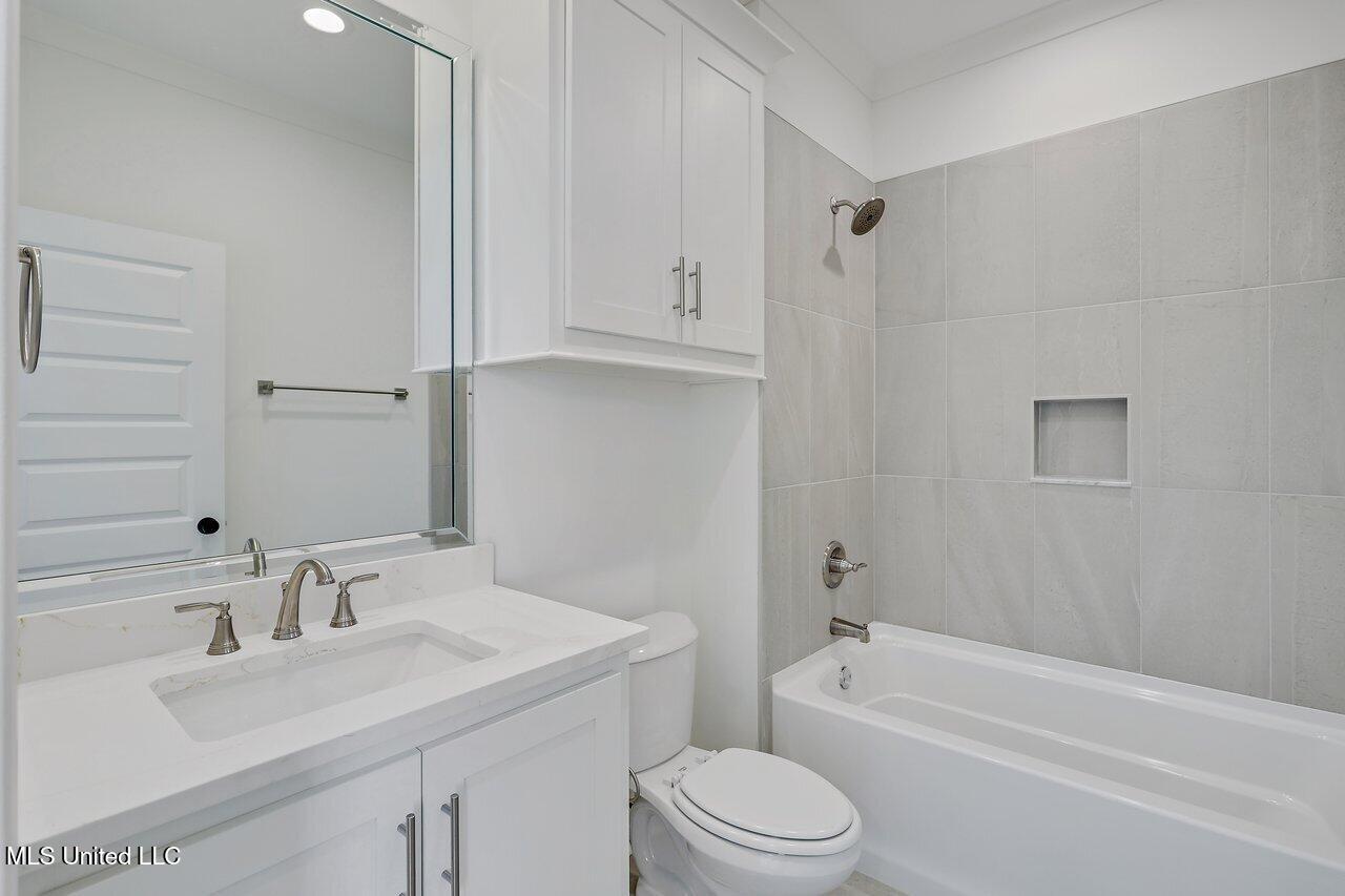 116 Trace Pointe Place Clinton, MS 39056 - Photo 24 of 32 116 Trace Pointe Place 27