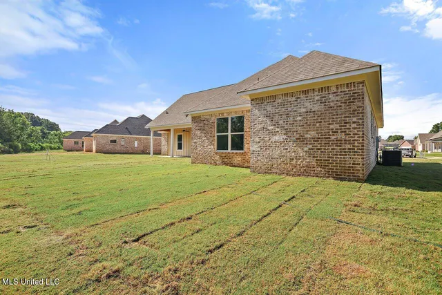 $399,900 | 116 Trace Pointe Place, Clinton, MS 39056