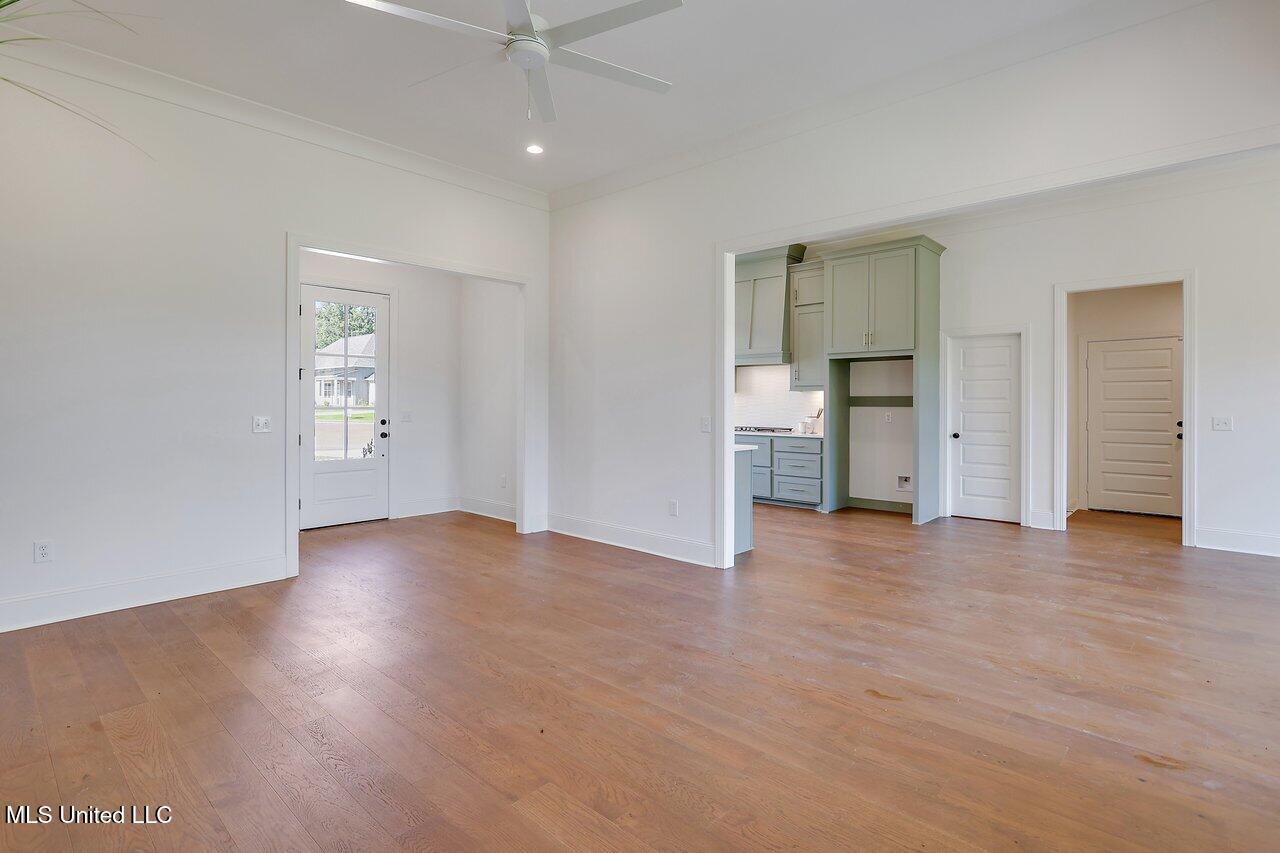 116 Trace Pointe Place Clinton, MS 39056 - Photo 5 of 32 116 Trace Pointe Place 7