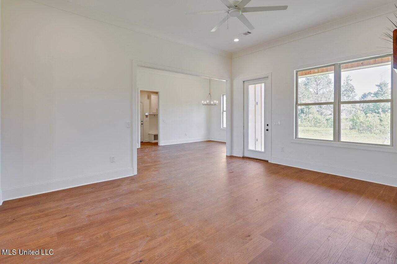 116 Trace Pointe Place Clinton, MS 39056 - Photo 6 of 32 116 Trace Pointe Place 8