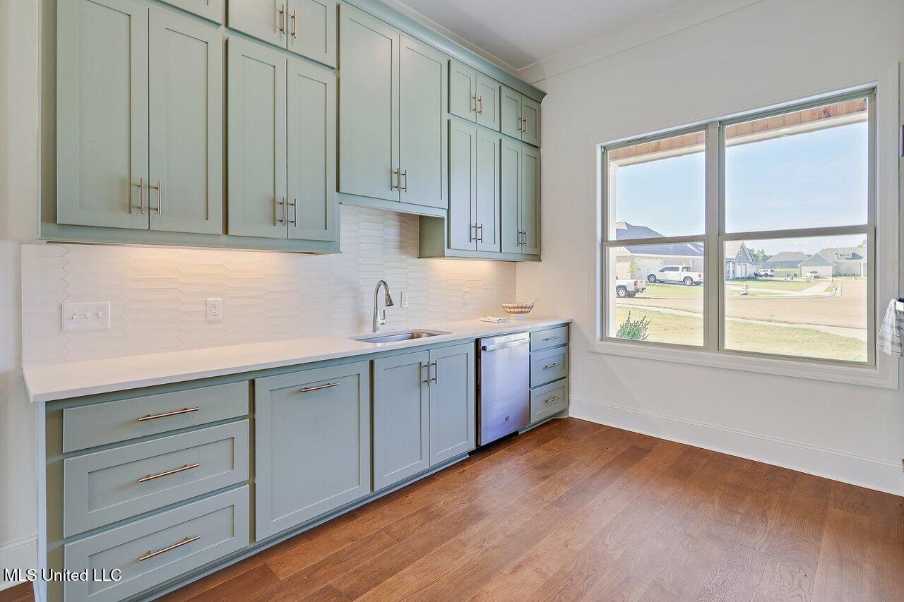 116 Trace Pointe Place Clinton, MS 39056 - Photo 10 of 32 116 Trace Pointe Place 13