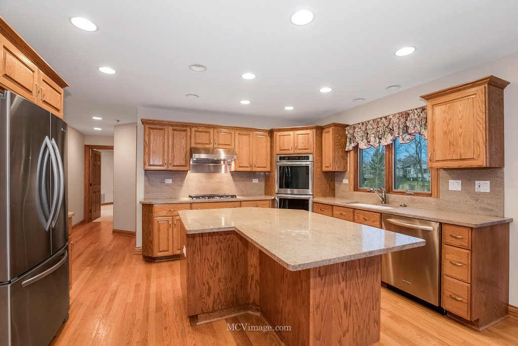 27 Ruffled Feathers Drive Lemont, IL 60439 - Photo 15 of 63 Gallery Image 15