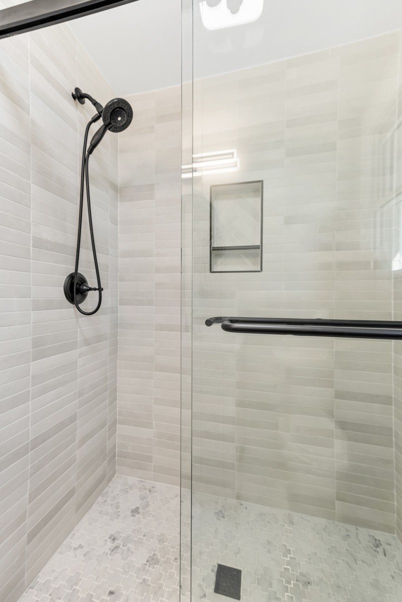 612 May Drive Madison, TN 37115 - Photo 22 of 46 a bathroom with a shower