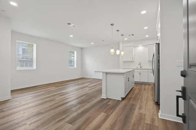 $765,000 | 611 Winchester Drive, Oxnard, CA 93036