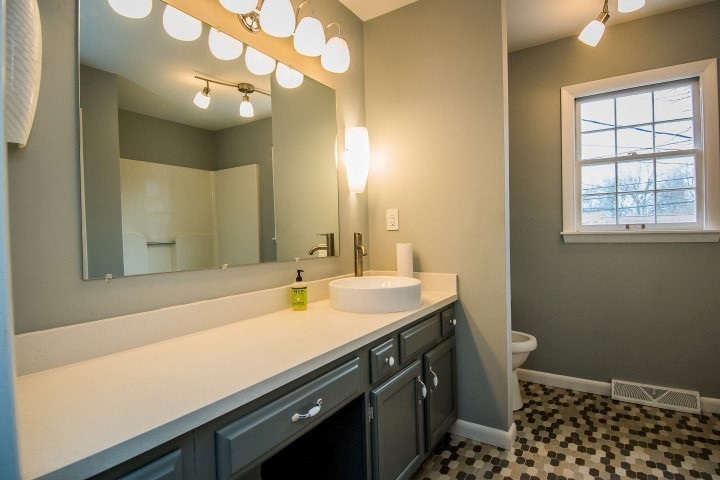 1611 Audubon Road Vincennes, IN 47591 - Photo 16 of 25 Gallery Image 16