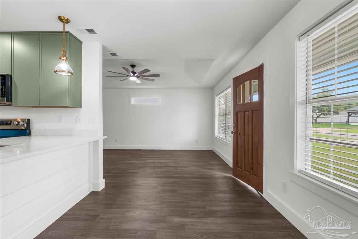5391 Arrowhead Road Pensacola, FL 32507 - Photo 6 of 42