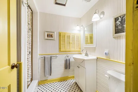 $900,000 | 1501 Mt Willing Road, Efland, NC 27243