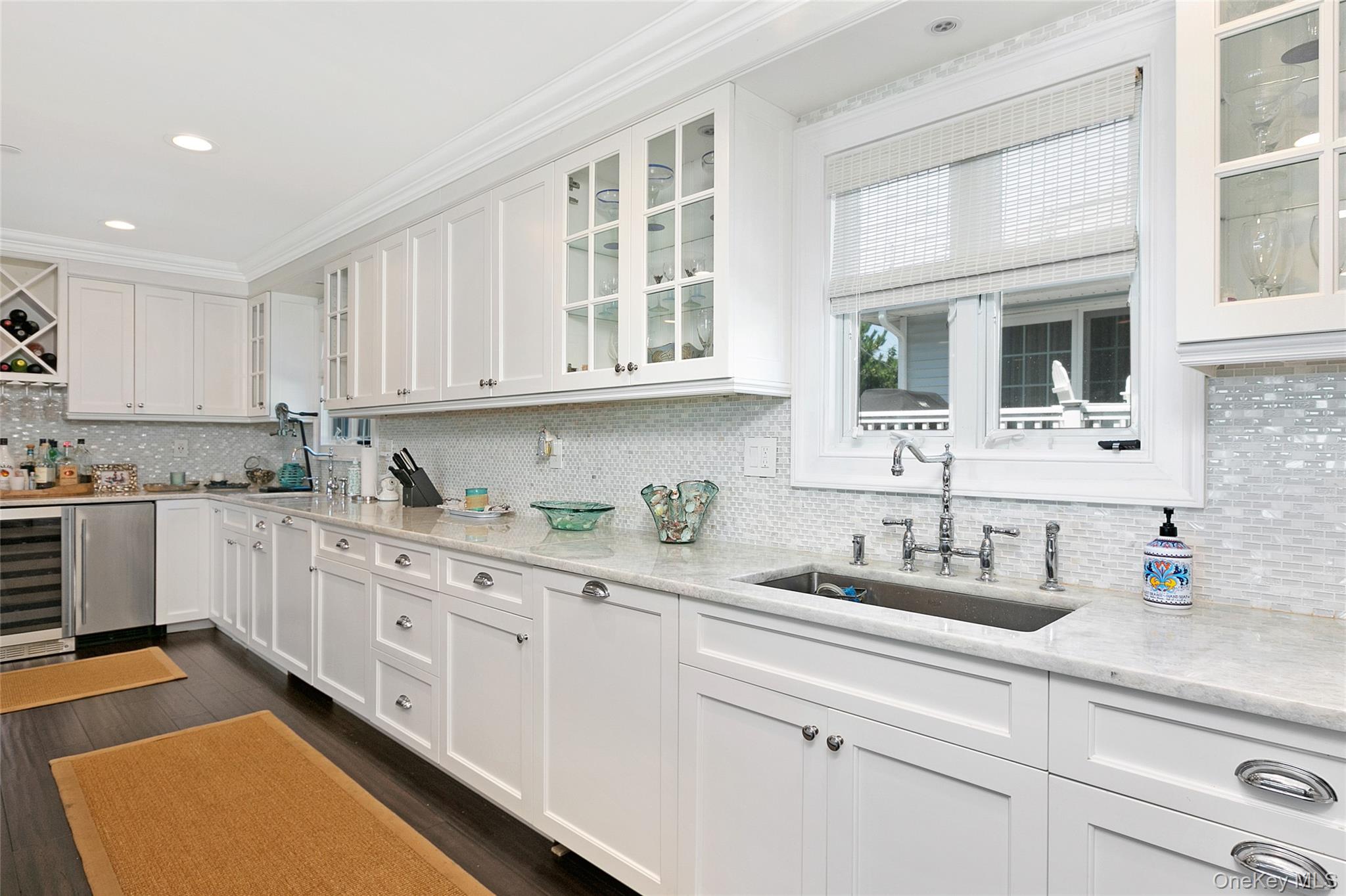 879 Oceanfront Long Beach, NY 11561 - Photo 9 of 49