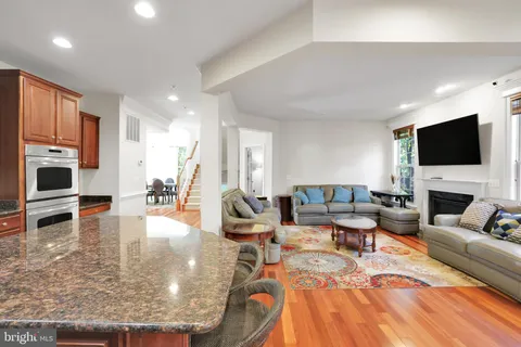 $4,499 | 3037 Moore Lane, Kensington, MD 20895