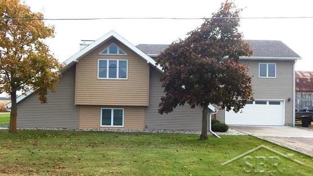2375 South Thomas Road Saginaw, MI 48609 - Photo 2 of 29 31306797-1.JPG