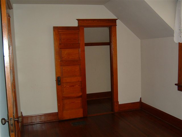 413 Maple Street Bennett, IA 52721 - Photo 8 of 11 Gallery Image 8