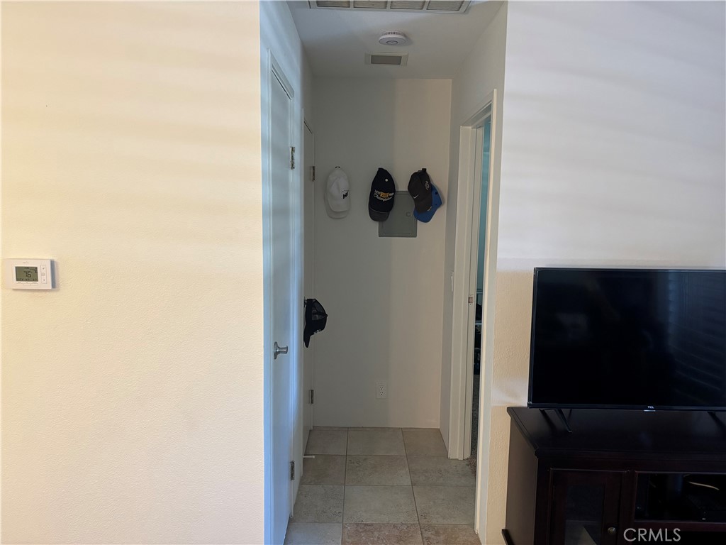 2860 North Los Felices Road, Unit 210 Palm Springs, CA 92262 - Photo 6 of 25