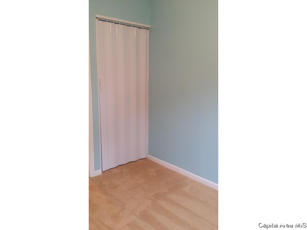 1101 South Livingston Street Springfield, IL 62703 - Photo 7 of 14 Gallery Image 7
