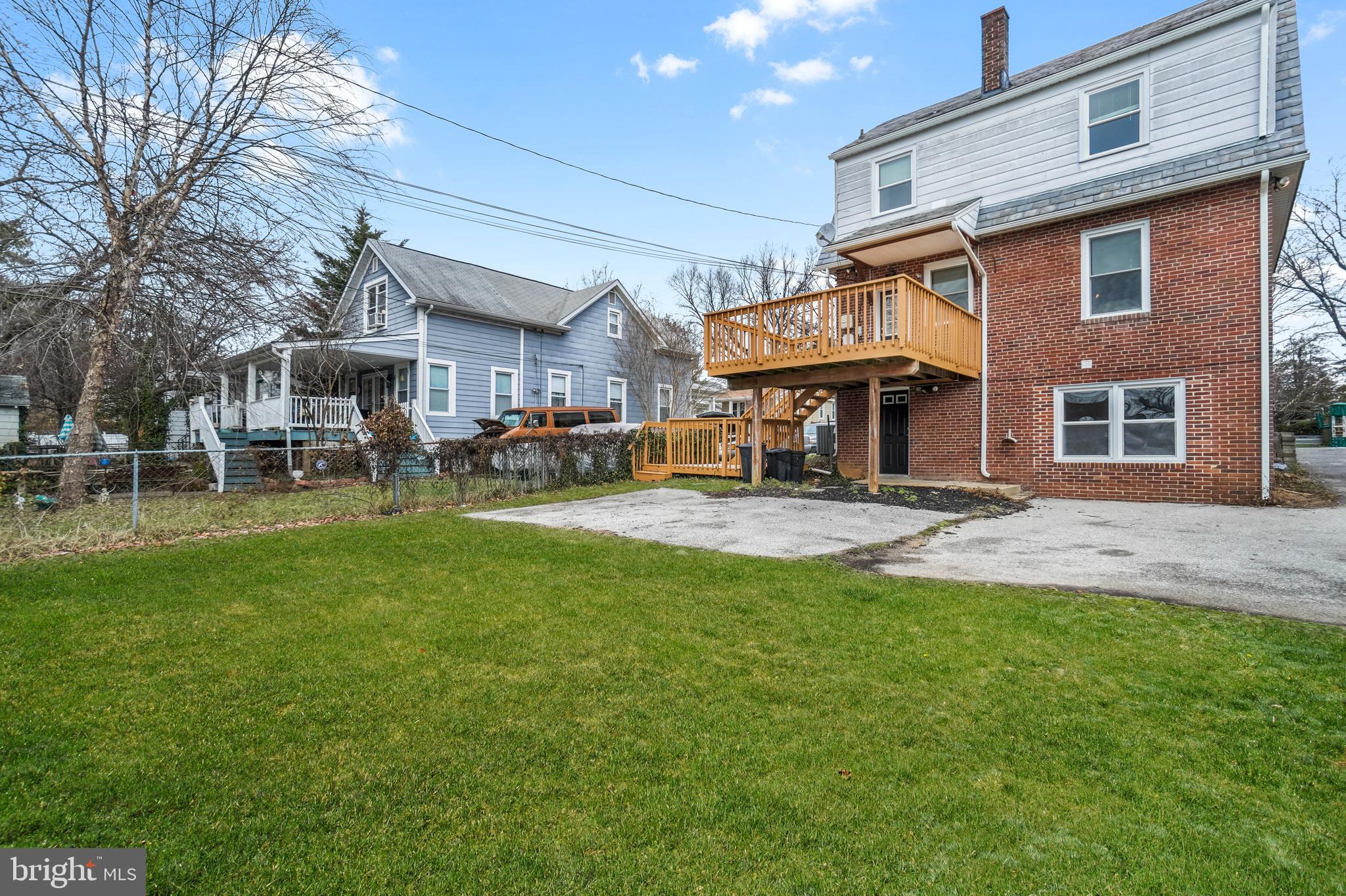 608 North Bend Road Baltimore, MD 21229 - Photo 29 of 31 rear yard looking at patio
