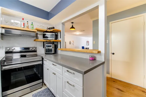 $189,999 | 12973 Trail Hollow Drive, Unit A, Houston, TX 77079