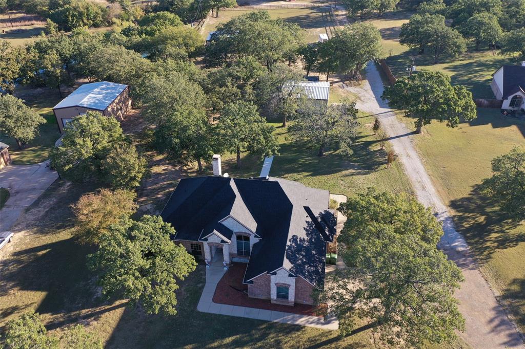 111 Deerfield Road Paradise, TX 76073 - Photo 3 of 39 Aerial view of property and surrounding area