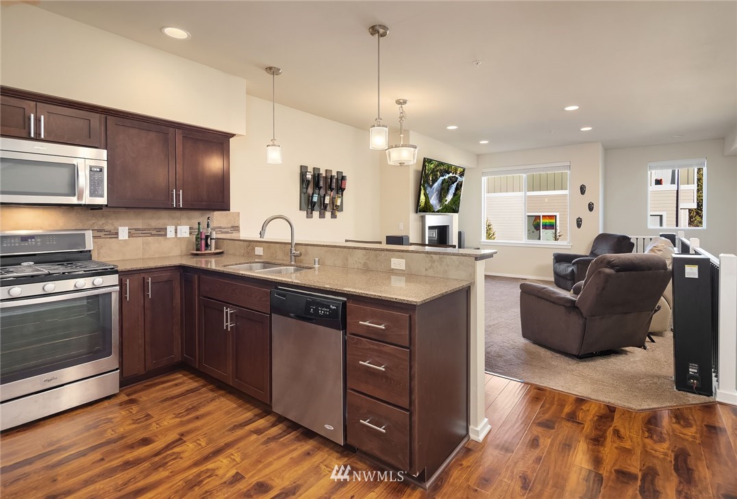 2115 201st Place Southeast, Unit P103 Bothell, WA 98012 - Photo 8 of 20 Gallery Image 8
