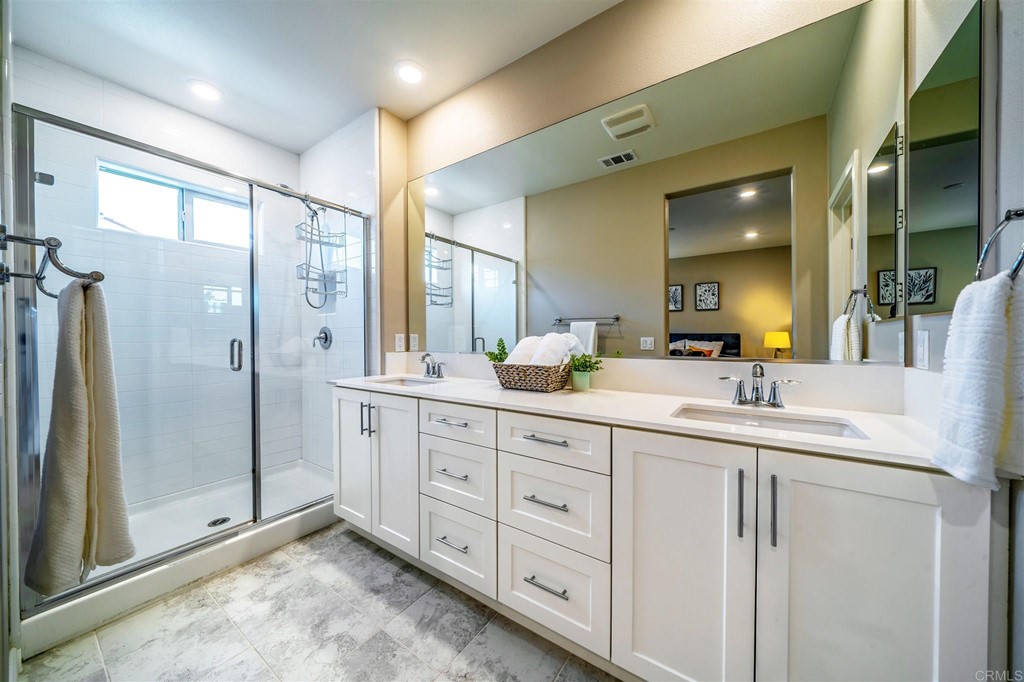 1569 Castillo Way, Unit 14 Vista, CA 92081 - Photo 11 of 21