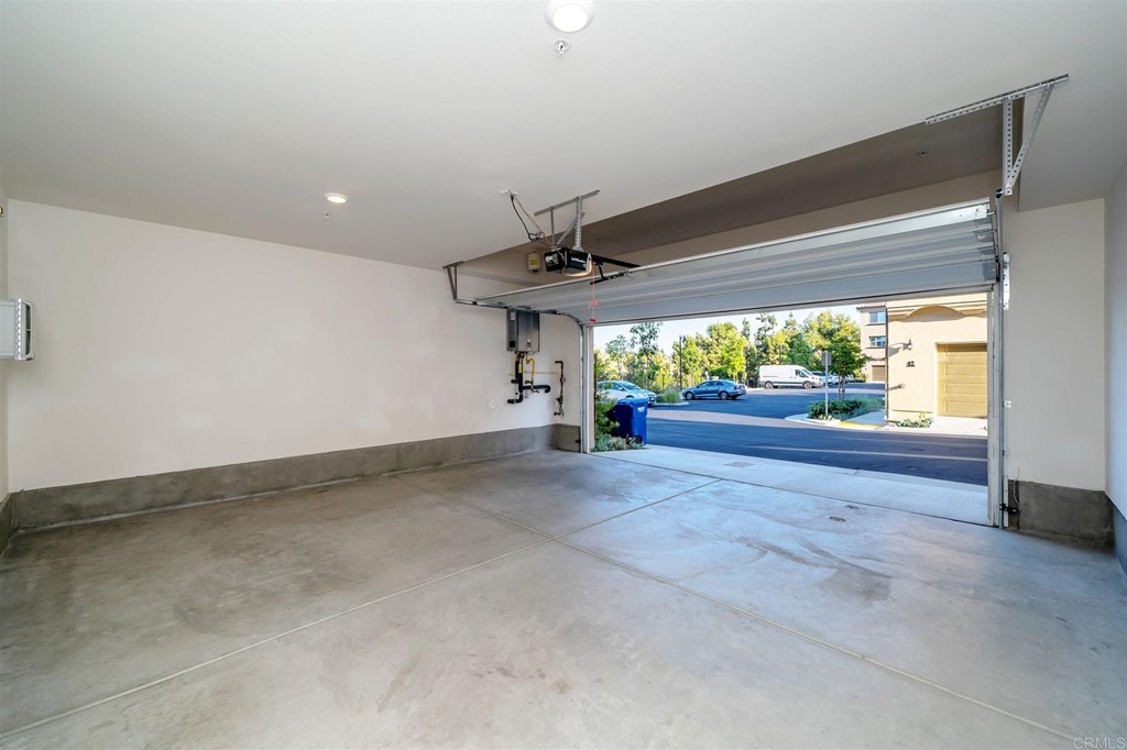 1569 Castillo Way, Unit 14 Vista, CA 92081 - Photo 18 of 21