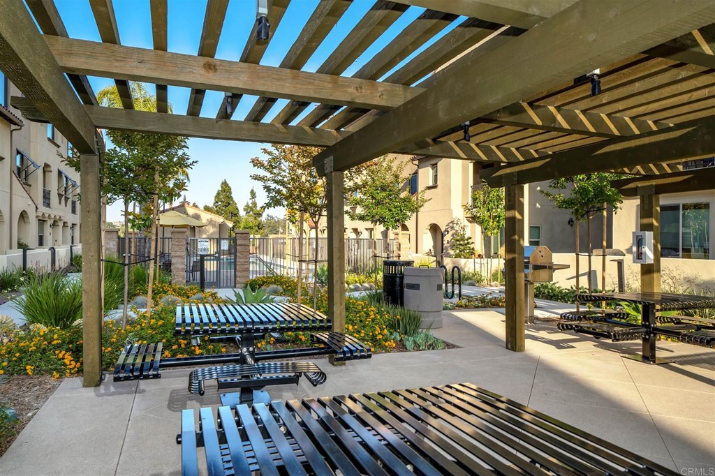 1569 Castillo Way, Unit 14 Vista, CA 92081 - Photo 20 of 21