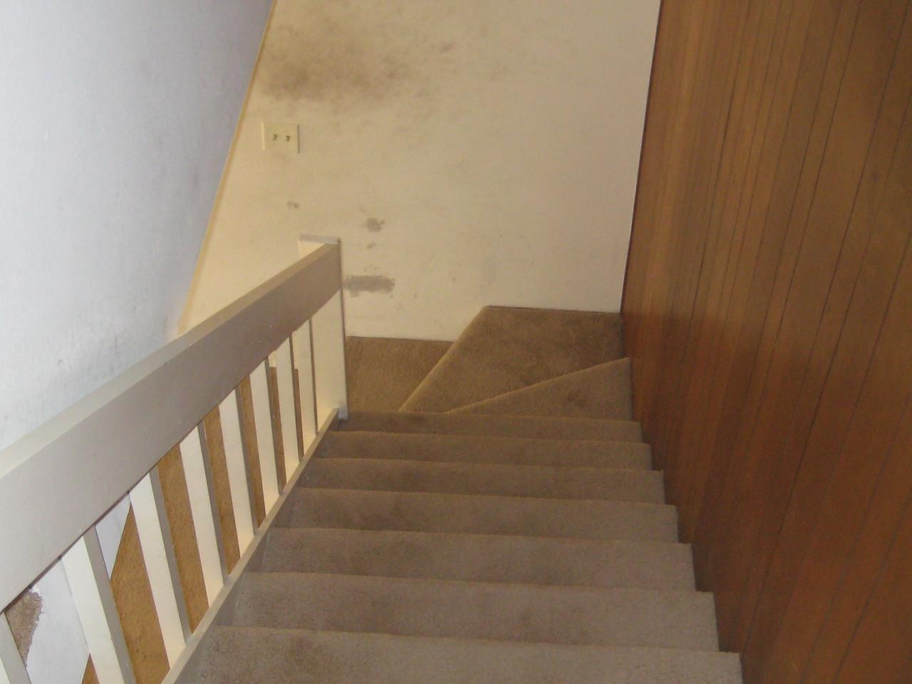 2685 West Ocotillo Road, Unit 2 Phoenix, AZ 85017 - Photo 5 of 6 Stairway