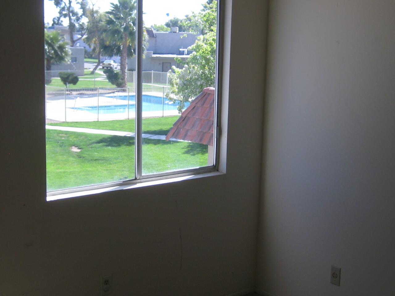 2685 West Ocotillo Road, Unit 2 Phoenix, AZ 85017 - Photo 6 of 6 View outside unit