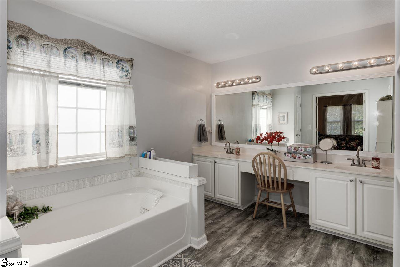 200 Sentry Way Simpsonville, SC 29680 - Photo 19 of 28 Gallery Image 19