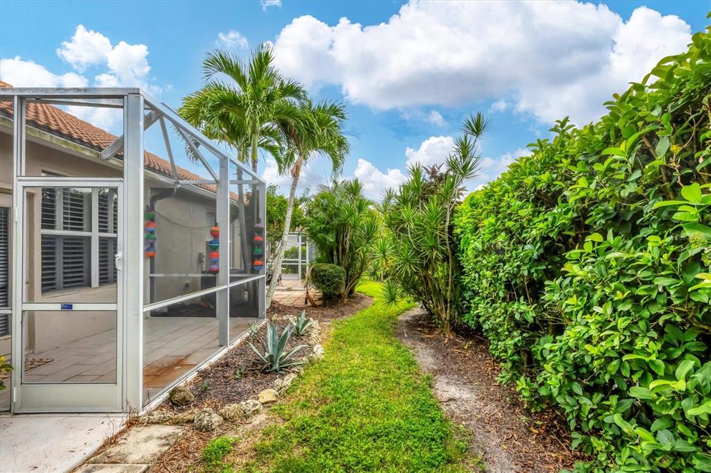 640 Back 9 Drive Venice, FL 34285 - Photo 20 of 54