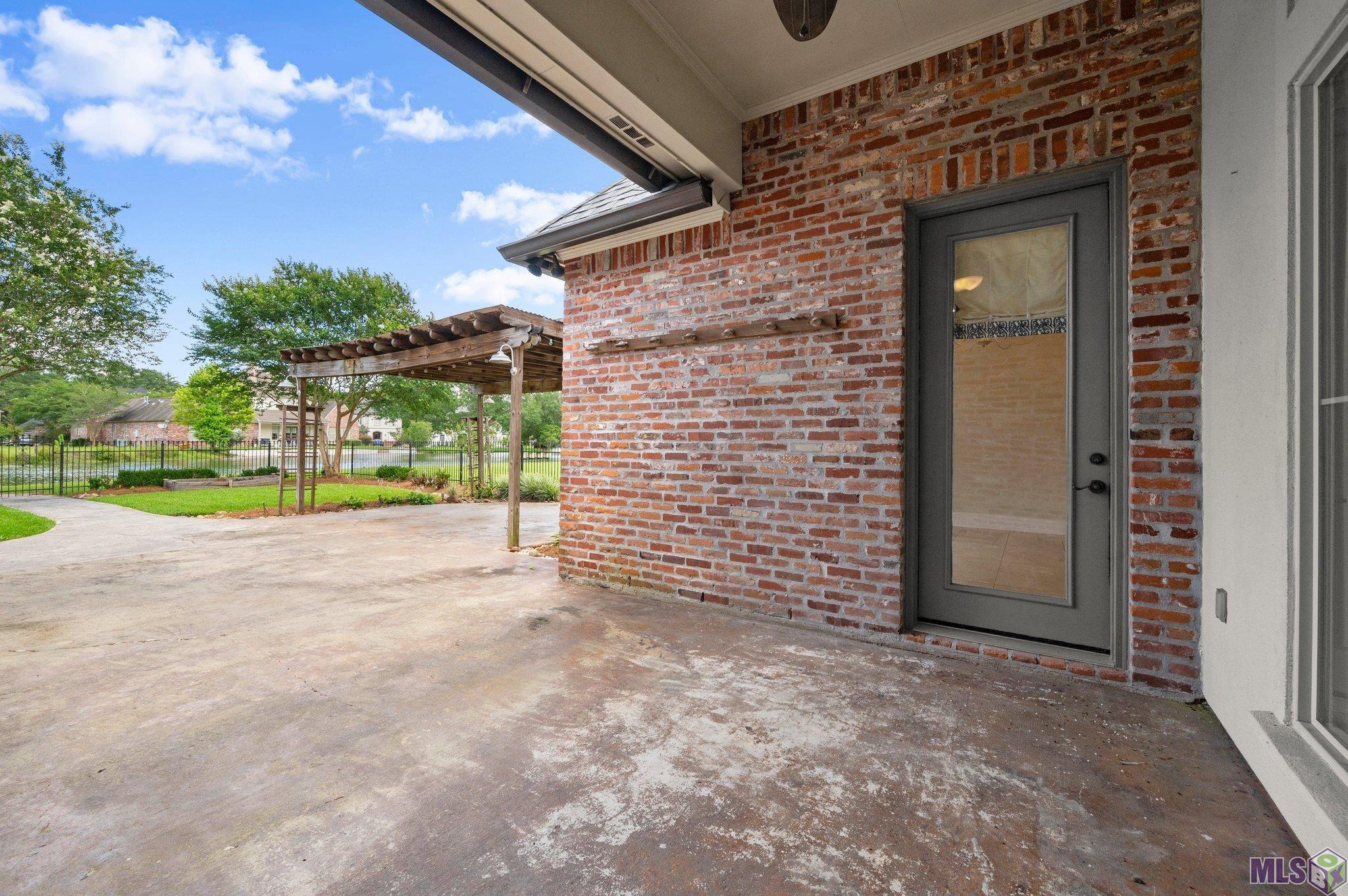 19537 South Harrells Ferry Road Baton Rouge, LA 70816 - Photo 31 of 38
