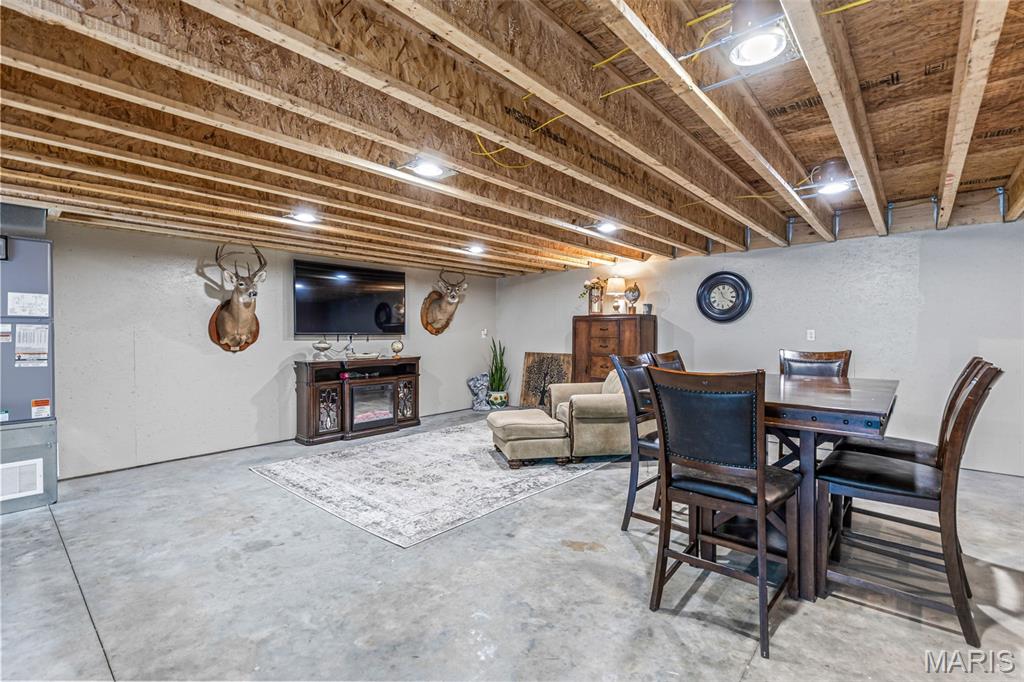 11117 Delbridge Road Potosi, MO 63664 - Photo 10 of 36