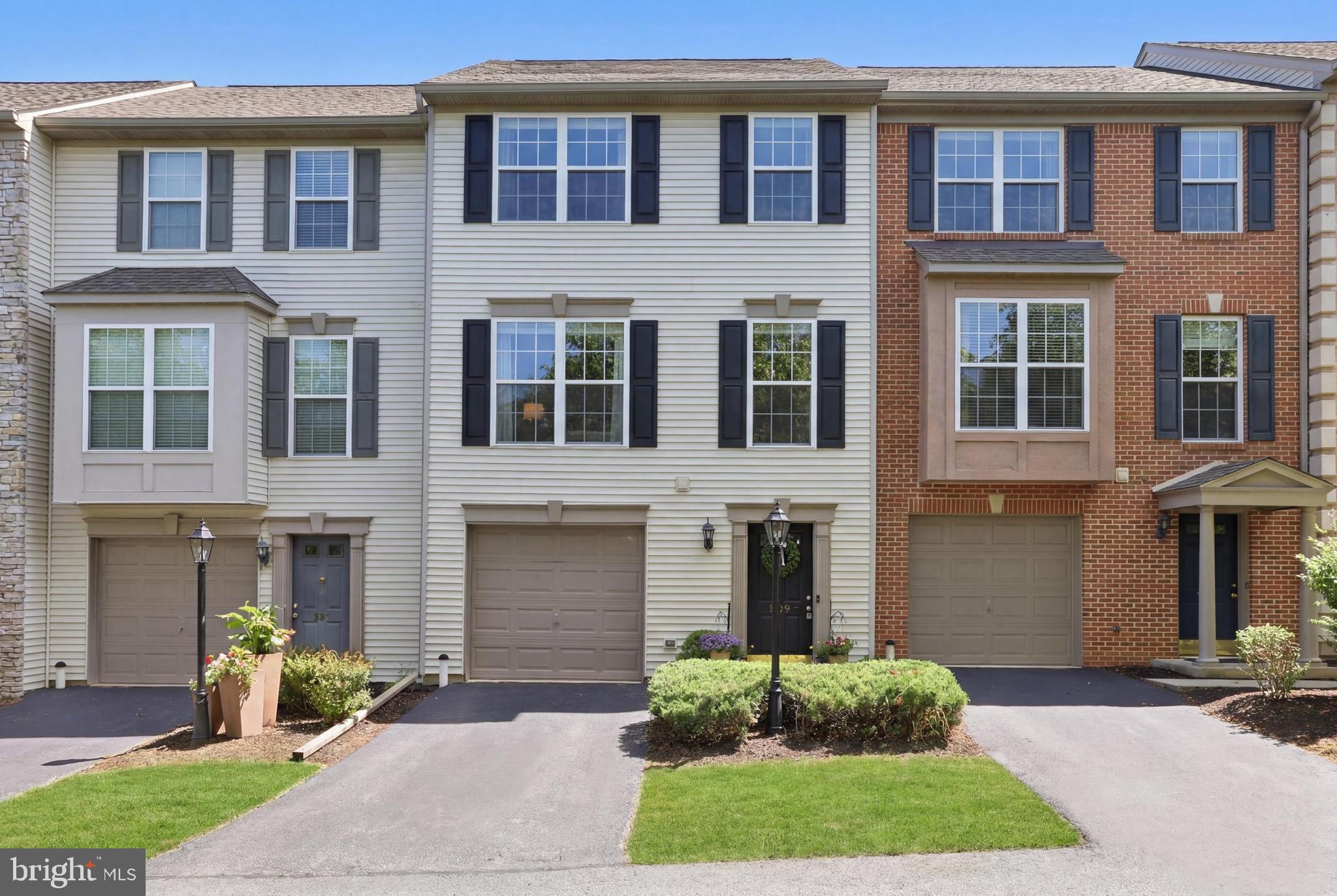 209 September Way York, PA 17403 - Photo 2 of 51