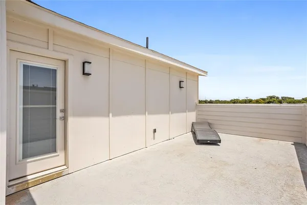 $2,595 | 2509 Benbrook Boulevard, Unit 902, Fort Worth, TX 76109