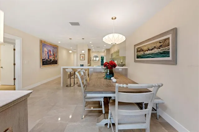 $5,500 | 5757 Gulf Of Mexico Drive, Unit 305, Longboat Key, FL 34228