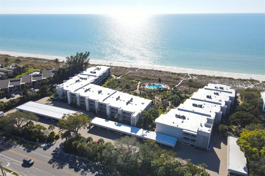 5757 Gulf Of Mexico Drive, Unit 305 Longboat Key, FL 34228 - Photo 3 of 51