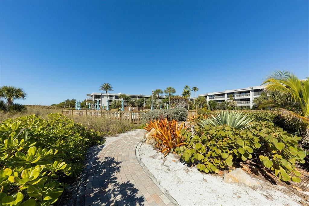 5757 Gulf Of Mexico Drive, Unit 305 Longboat Key, FL 34228 - Photo 33 of 51