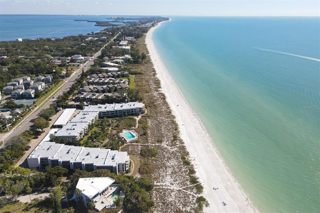 5757 Gulf Of Mexico Drive, Unit 305 Longboat Key, FL 34228 - Photo 47 of 51