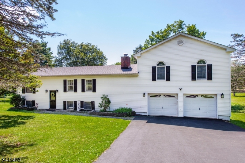 19 Little Road Lafayette, NJ 07848 - Photo 11 of 49