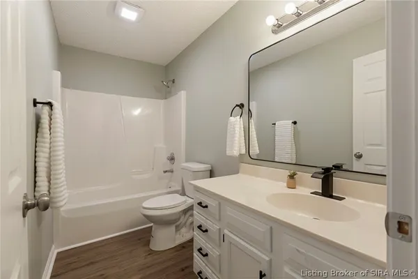 $219,500 | 115 Sunnyside Drive, Charlestown, IN 47111